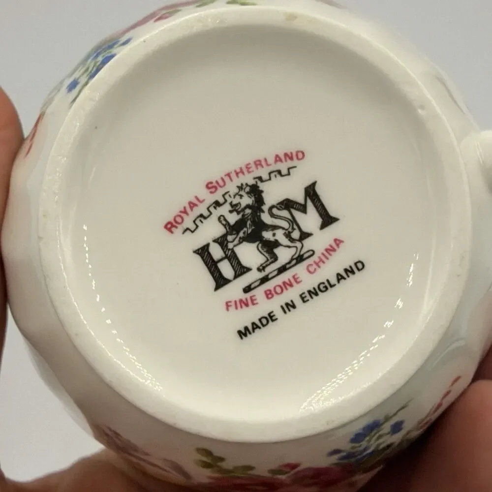 Royal Sutherland England Fine Bone China Floral Teacup & Saucer Gold Trim VTG
